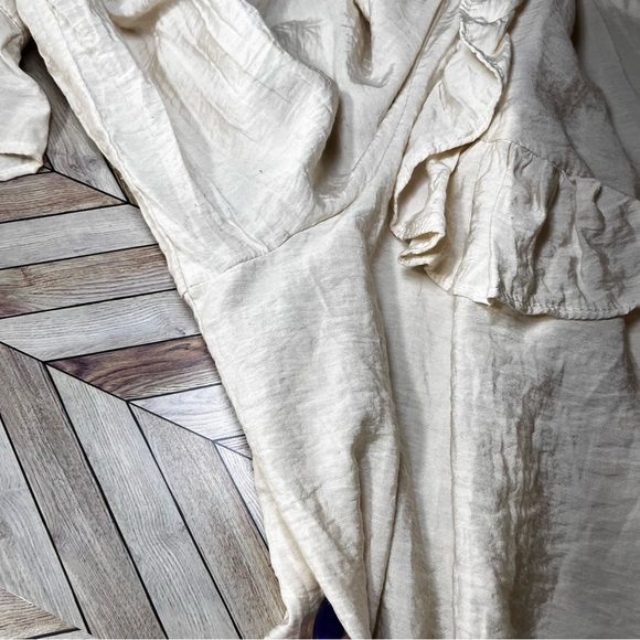 Who What Wear Long Sleeve Vintage Inspired Button Front Blouse Cream Ruffle - Picture 9 of 12